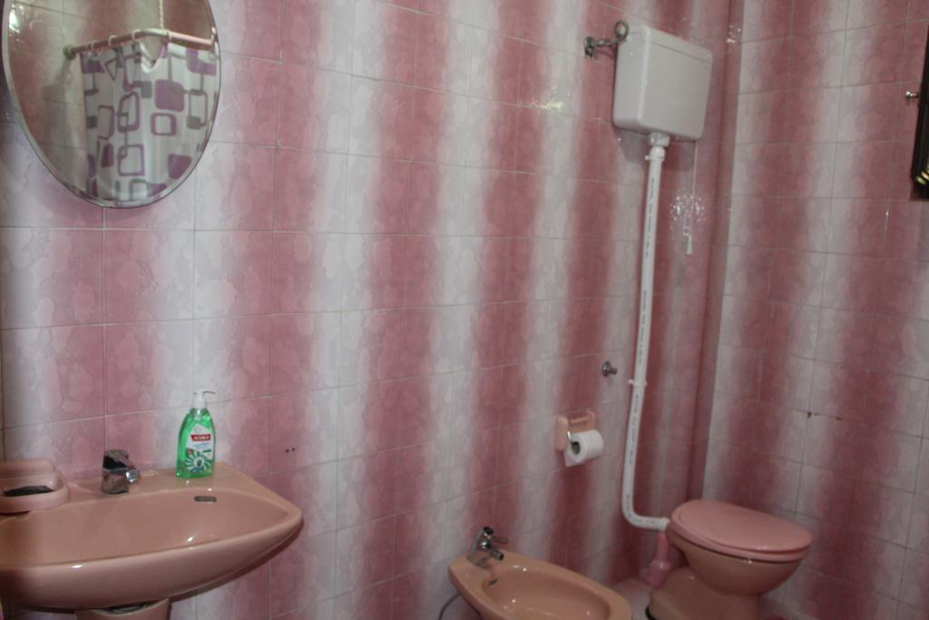 Apartment Dragovic 울친 객실 사진